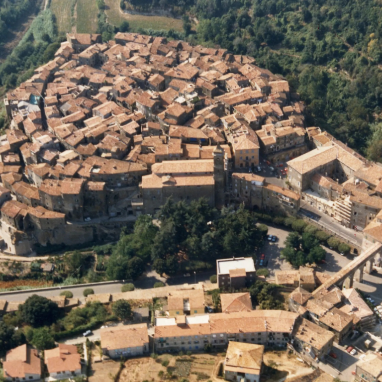 farnese-borgo (1)